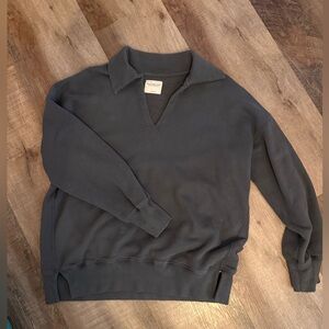 Classic V-Neck Sweater in Dark Gray